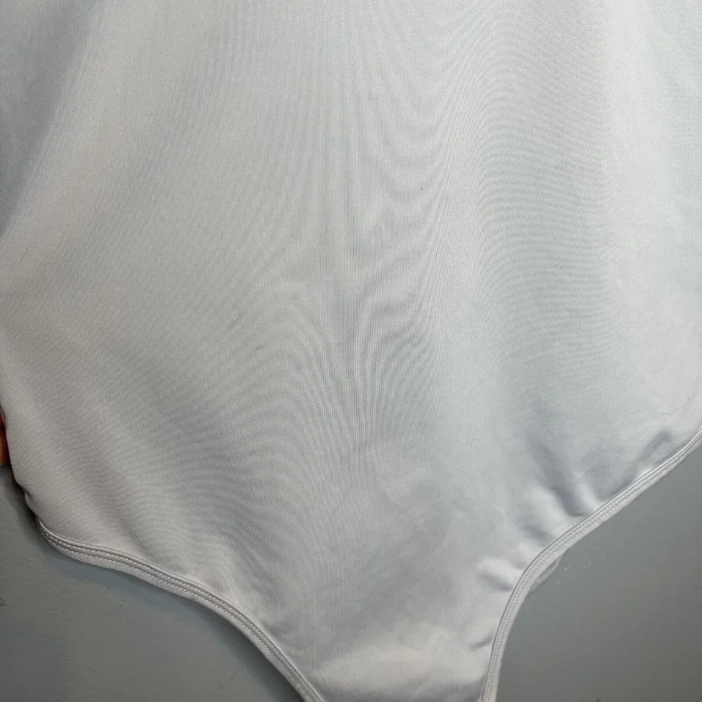 Kappa Bodysuit Women’s Medium White Black Top Low Back Sleeveless Shirt - Picture 5 of 6